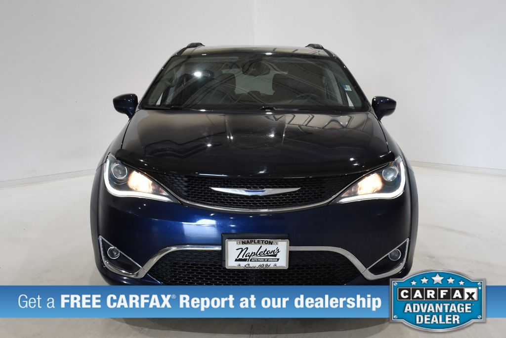 Used 2017 Chrysler Pacifica Touring-L with VIN 2C4RC1BG2HR533550 for sale in Urbana, IL