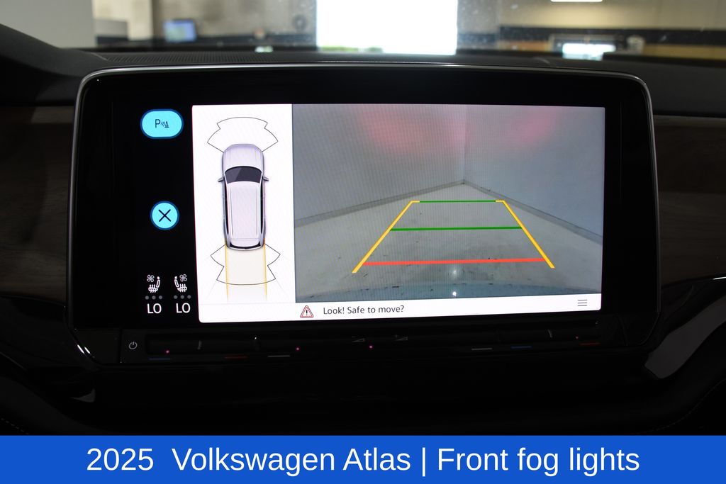 2025 Volkswagen Atlas SE w/Tech - Photo 18