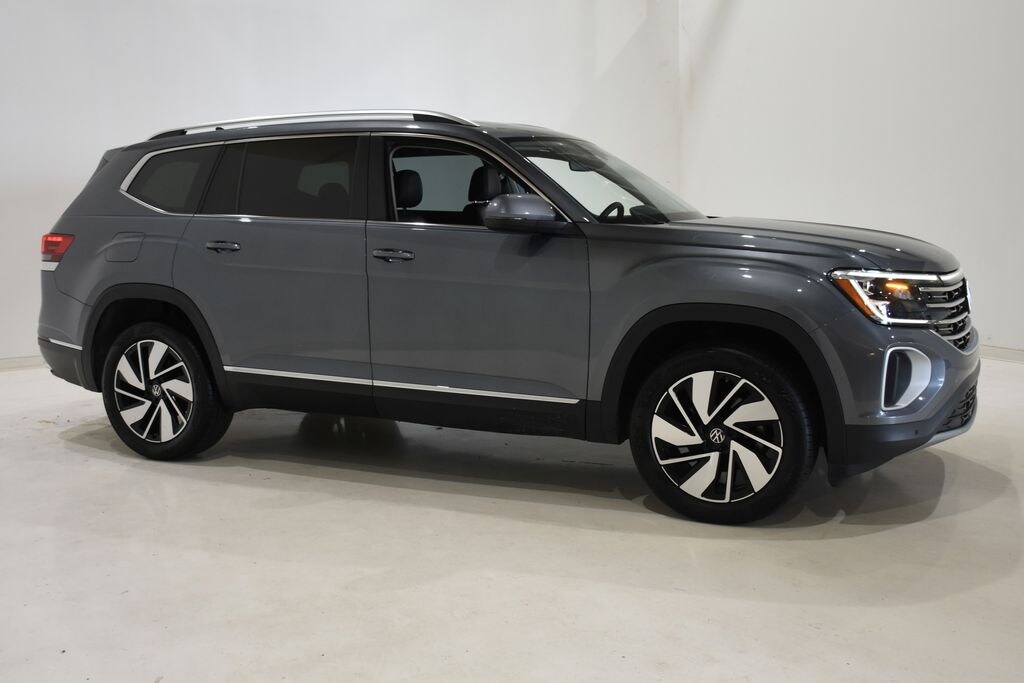 Used 2025 Volkswagen Atlas 2.0T SEL SUV