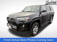 2024 Toyota 4Runner SR5 Premium SUV