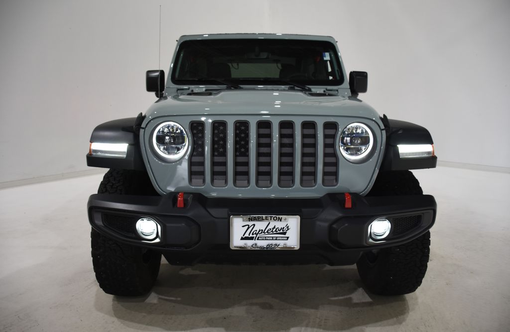 2023 Jeep Wrangler Rubicon photo 2