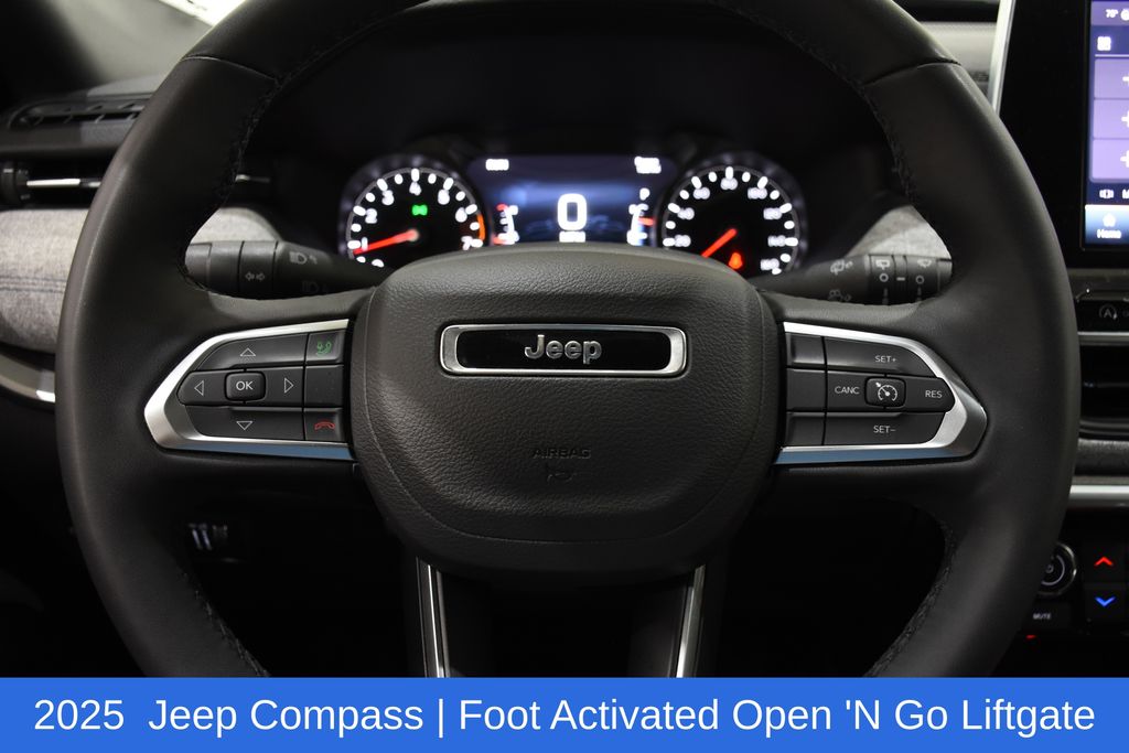 2025 Jeep Compass Latitude - Photo 10