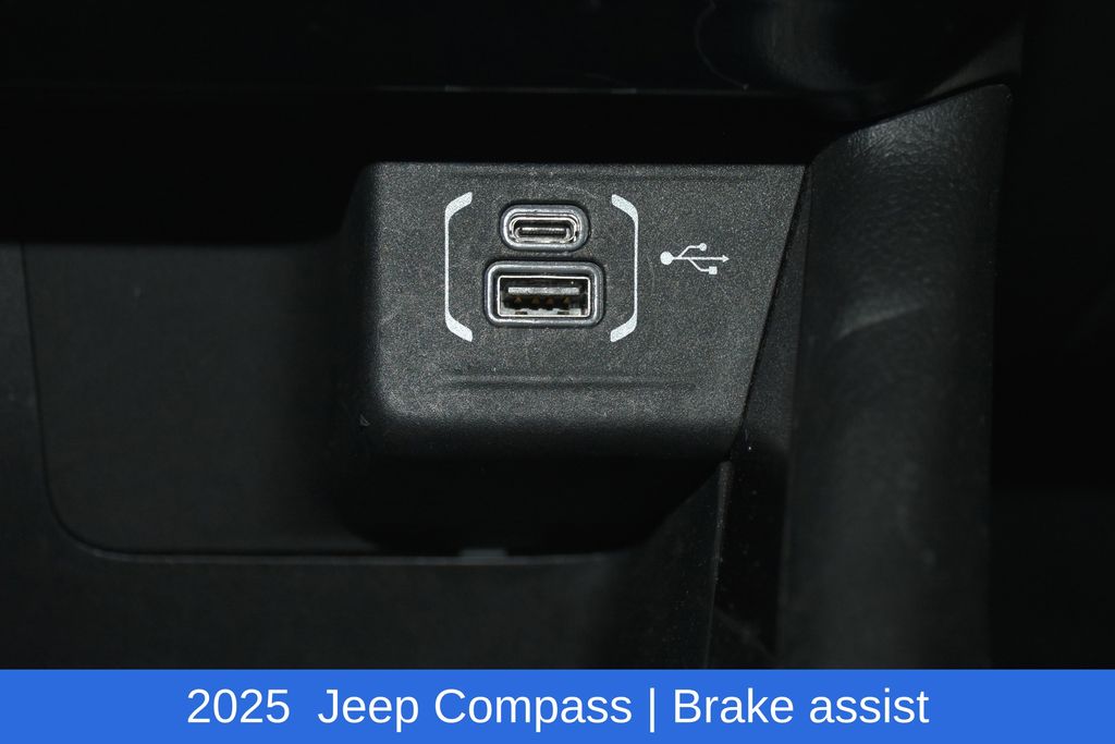 2025 Jeep Compass Latitude - Photo 20