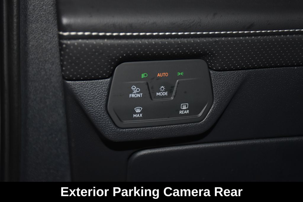 2026 Volkswagen Atlas Cross Sport SE w/Tech - Photo 12