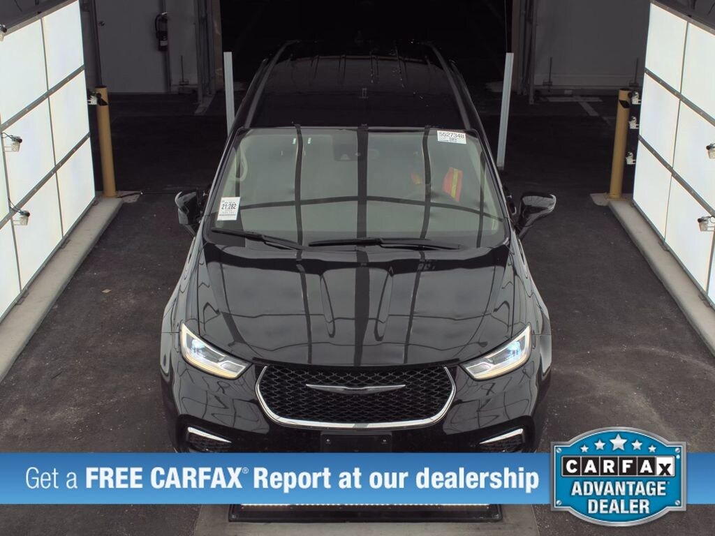 Used 2024 Chrysler Pacifica Touring L Van Passenger Van