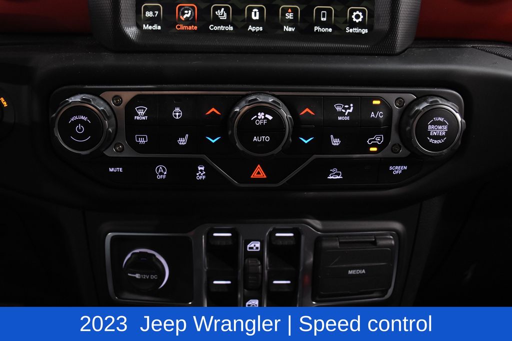 2023 Jeep Wrangler 4-Door Rubicon - Photo 24