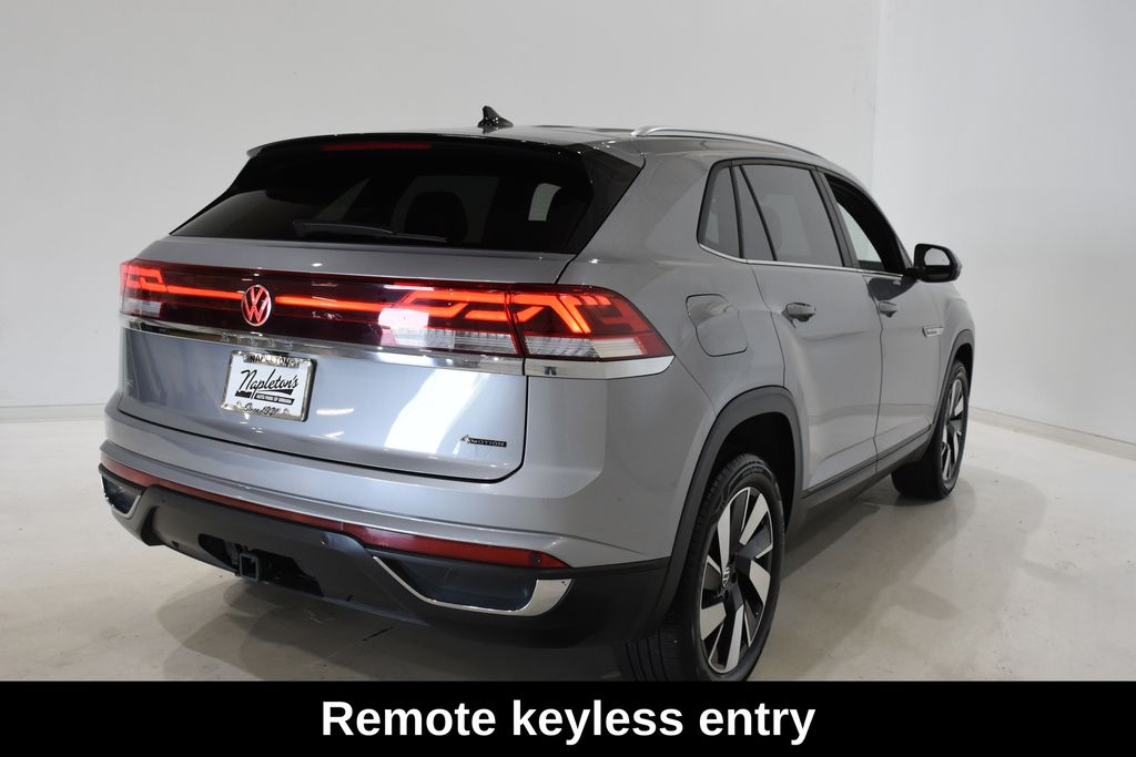 2026 Volkswagen Atlas Cross Sport SE w/Tech - Photo 4