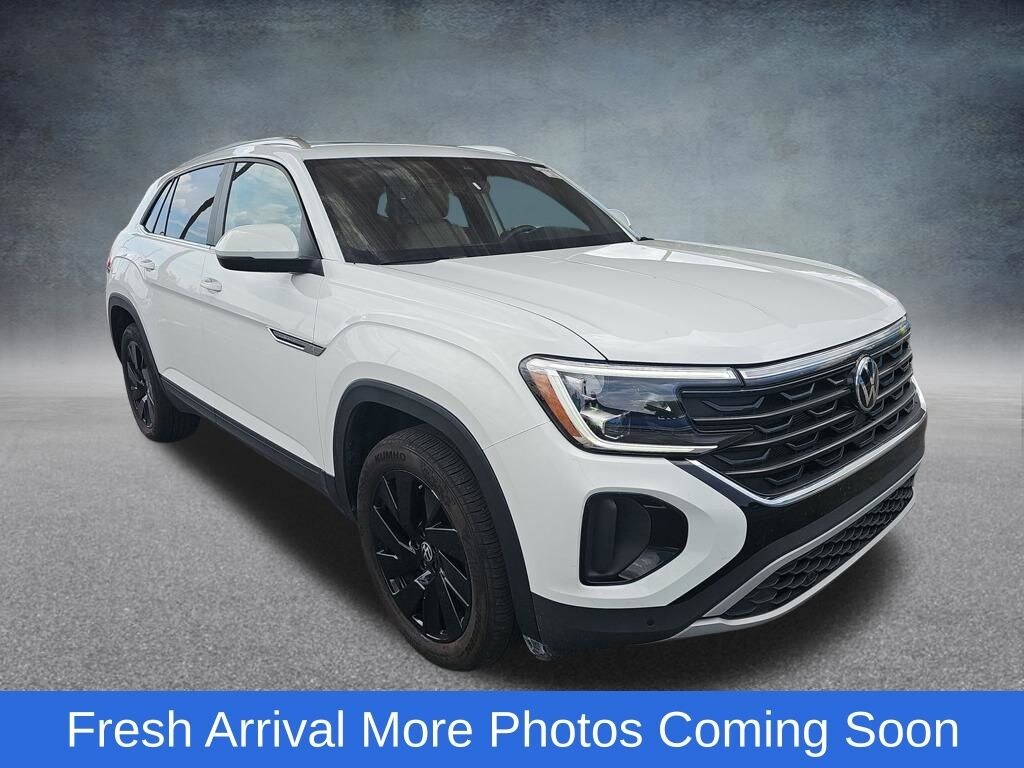 Used 2025 Volkswagen Atlas Cross Sport 2.0T SE w/Technology SUV