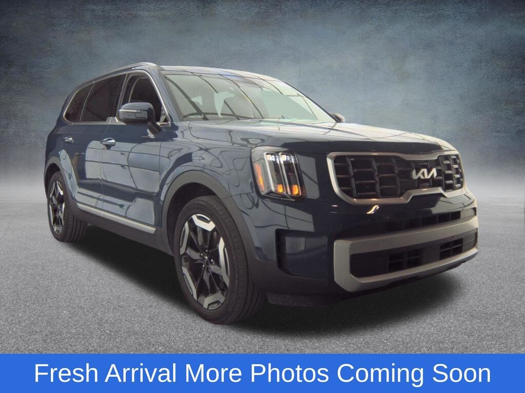 Used 2025 Kia Telluride S SUV