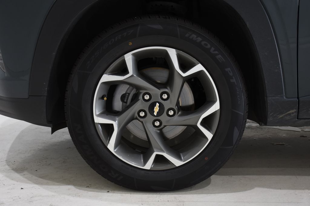 2025 Chevrolet Trax LT - Photo 6