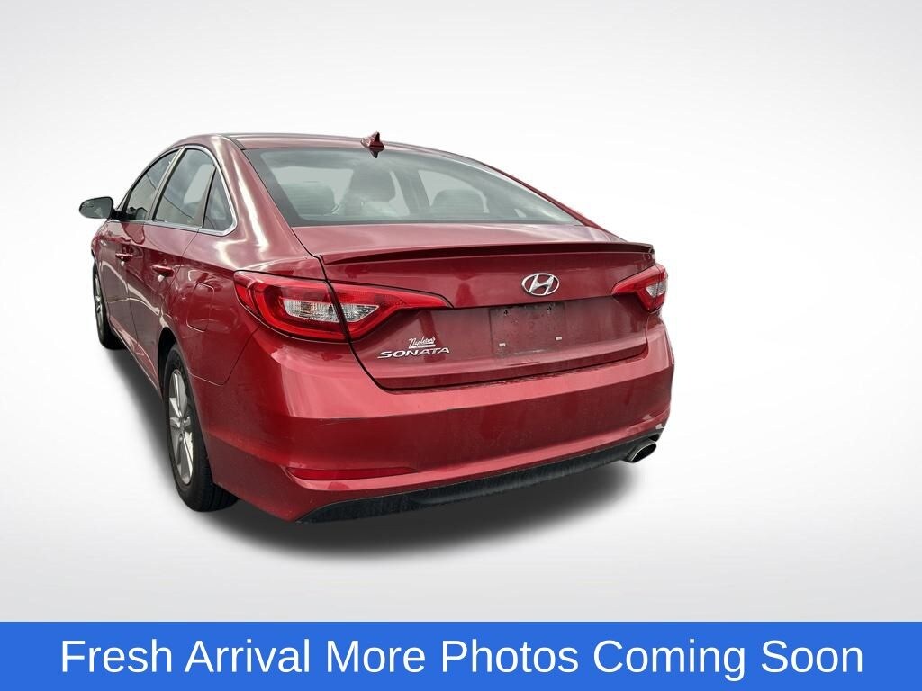 Used 2017 Hyundai Sonata SE Sedan
