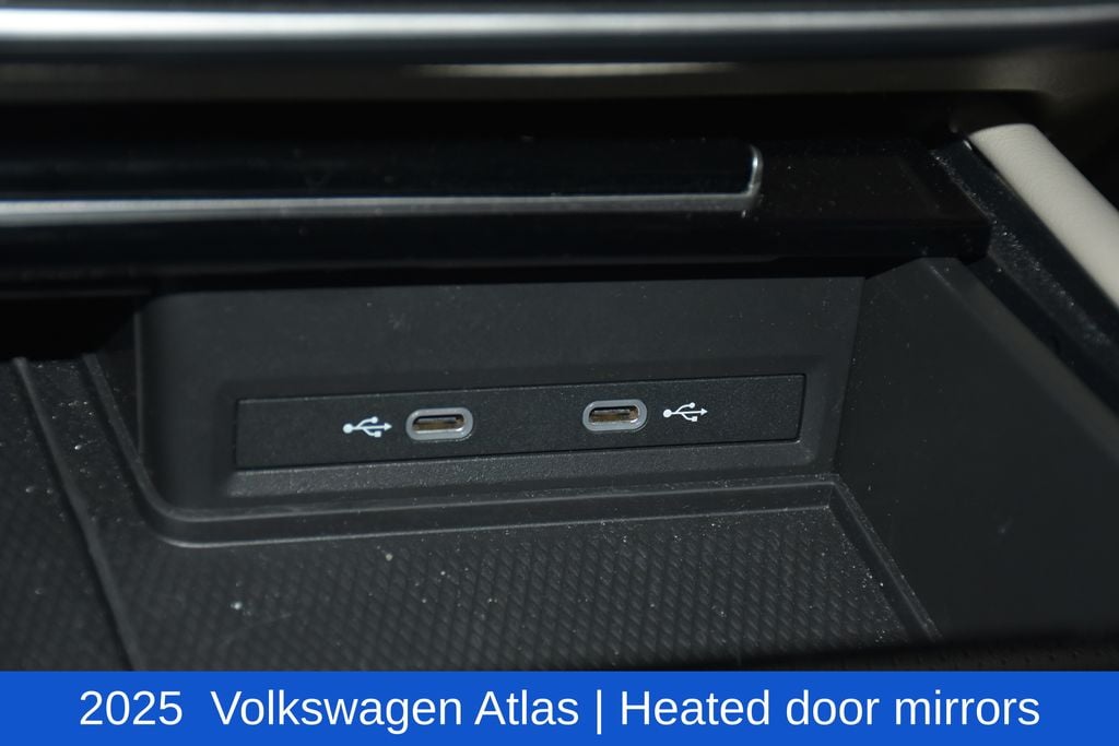 2025 Volkswagen Atlas SE w/Tech - Photo 21