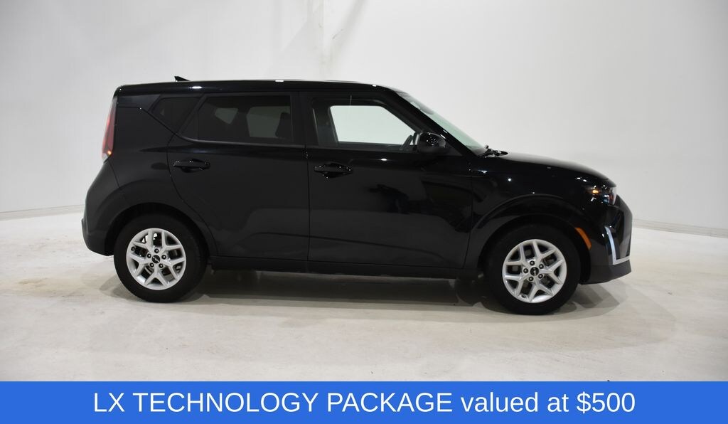 Used 2024 Kia Soul LX Hatchback