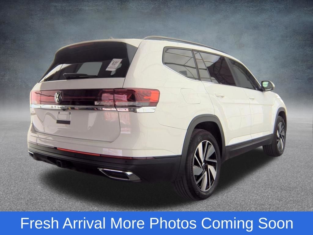 Used 2025 Volkswagen Atlas 2.0T SE w/Technology SUV
