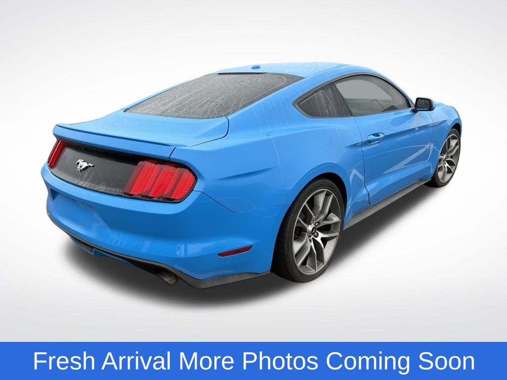 2017 Ford Mustang EcoBoost Premium photo 3