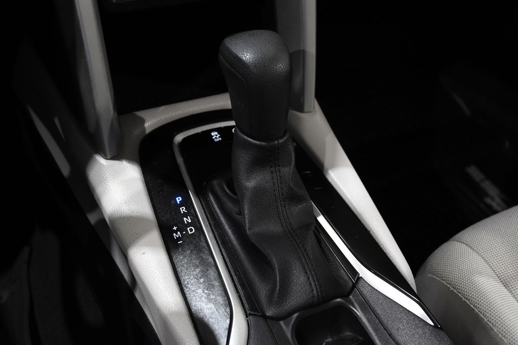 2025 Toyota Corolla Cross L - Photo 23