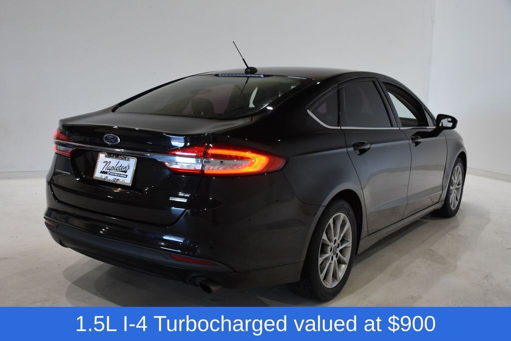 Used 2017 Ford Fusion SE Sedan