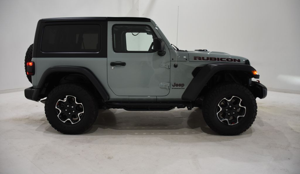 2023 Jeep Wrangler Rubicon photo 3