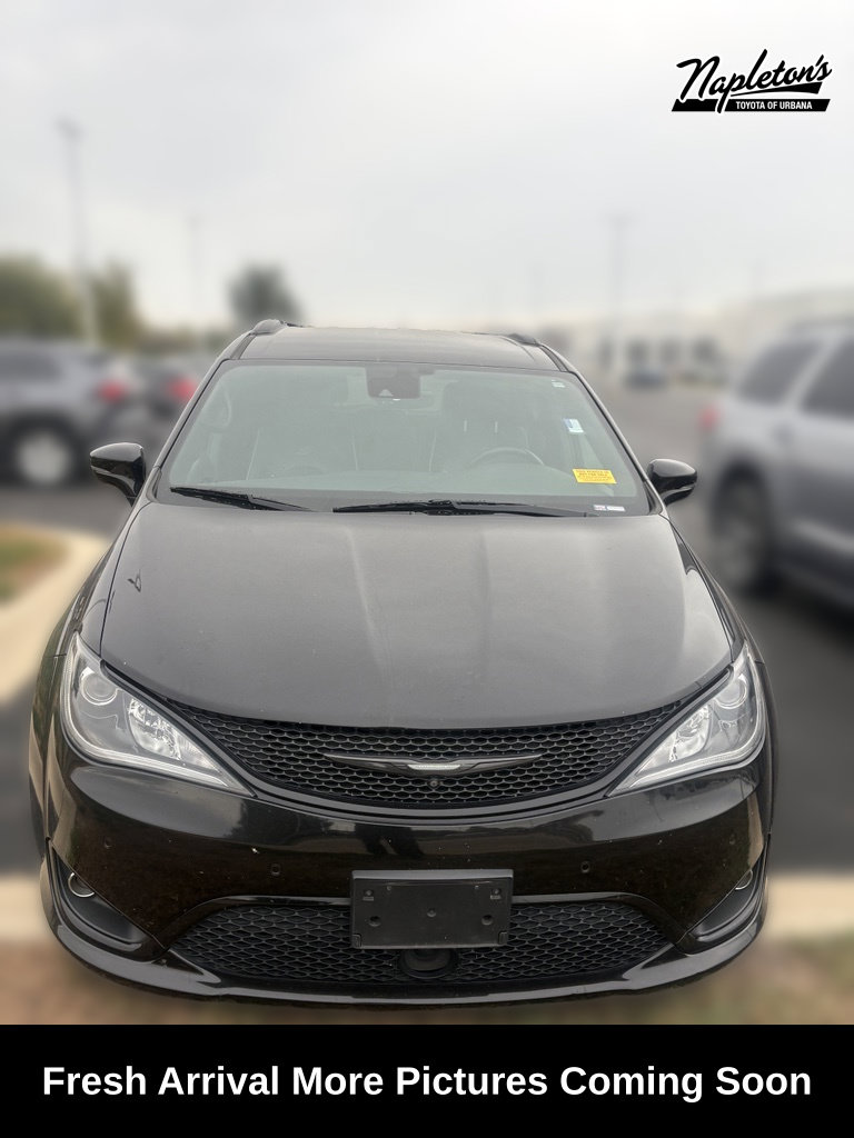 2018 Chrysler Pacifica Limited Van