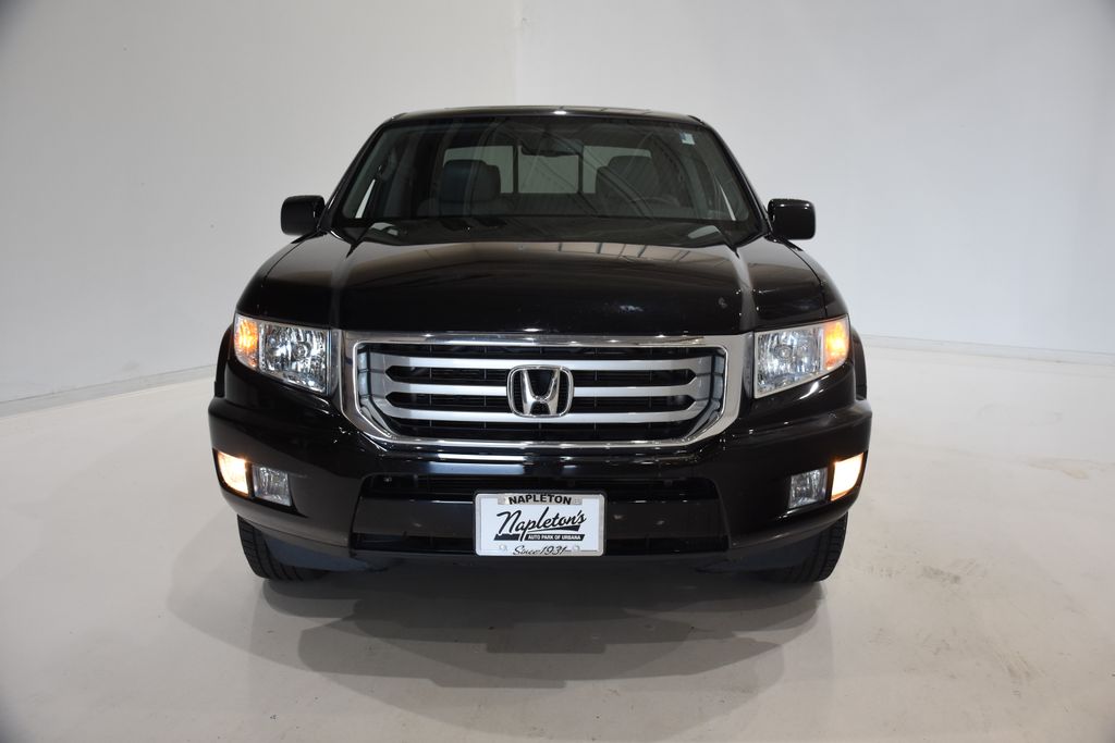 Used 2013 Honda Ridgeline RTL with VIN 5FPYK1F52DB015880 for sale in Urbana, IL