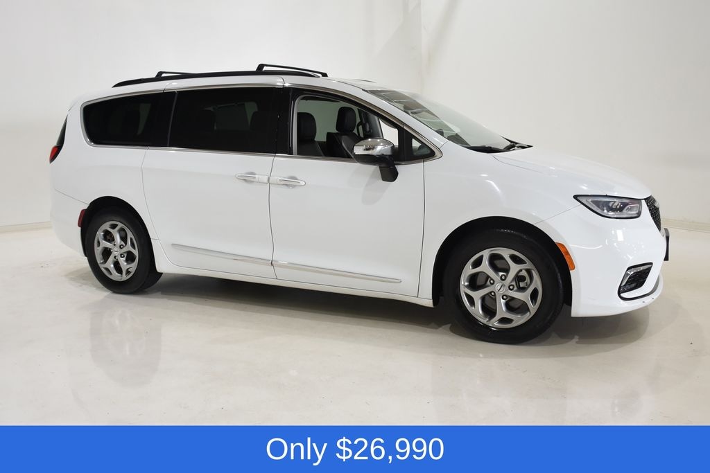 Used 2023 Chrysler Pacifica Limited Van Passenger Van