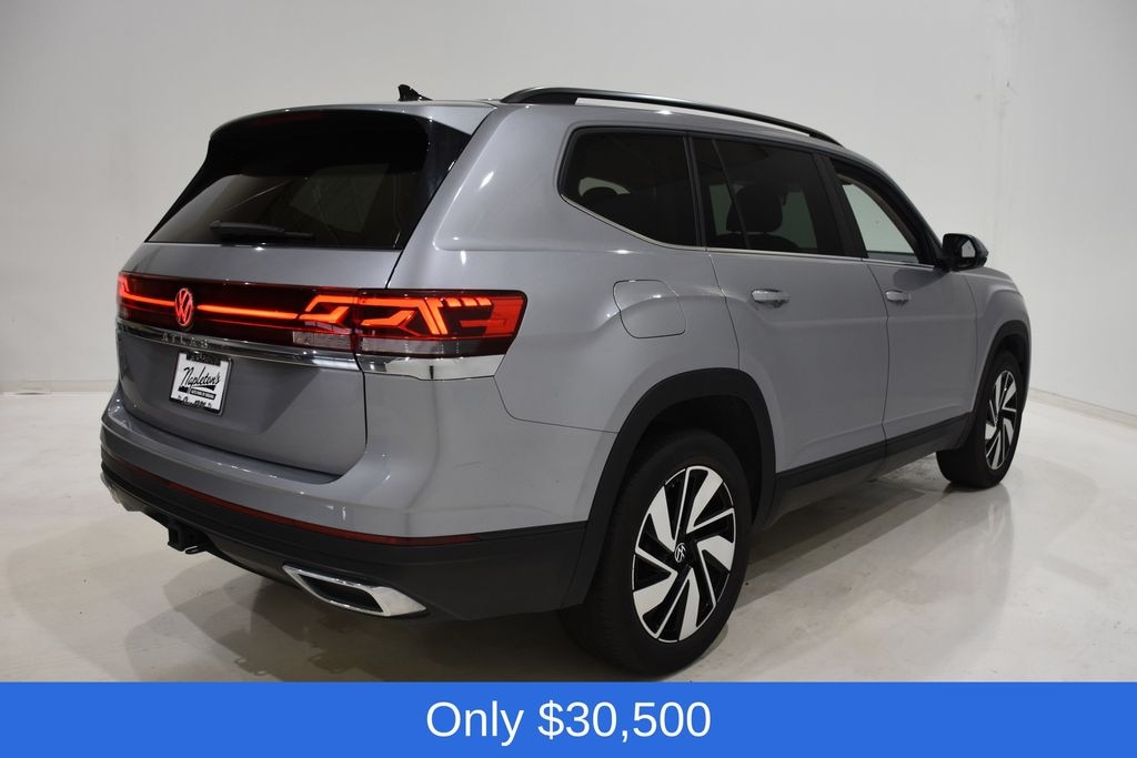 Used 2025 Volkswagen Atlas 2.0T SE w/Technology SUV