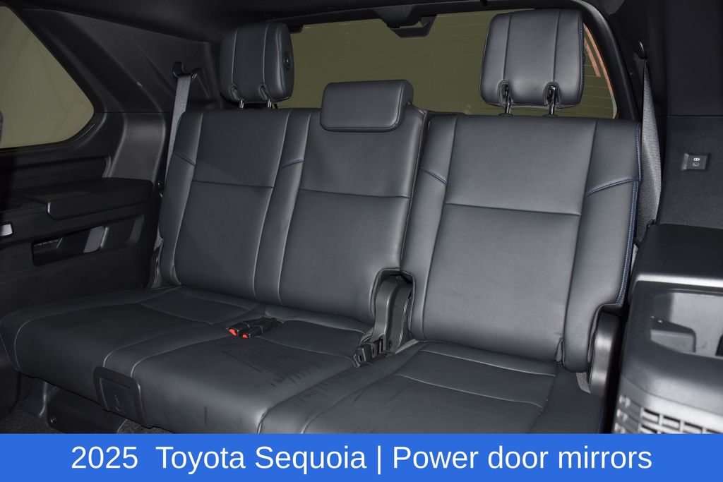 2025 Toyota Sequoia Platinum - Photo 30