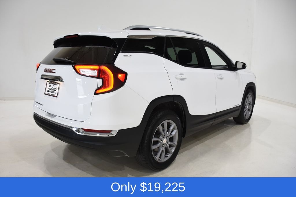 Used 2024 GMC Terrain SLT SUV