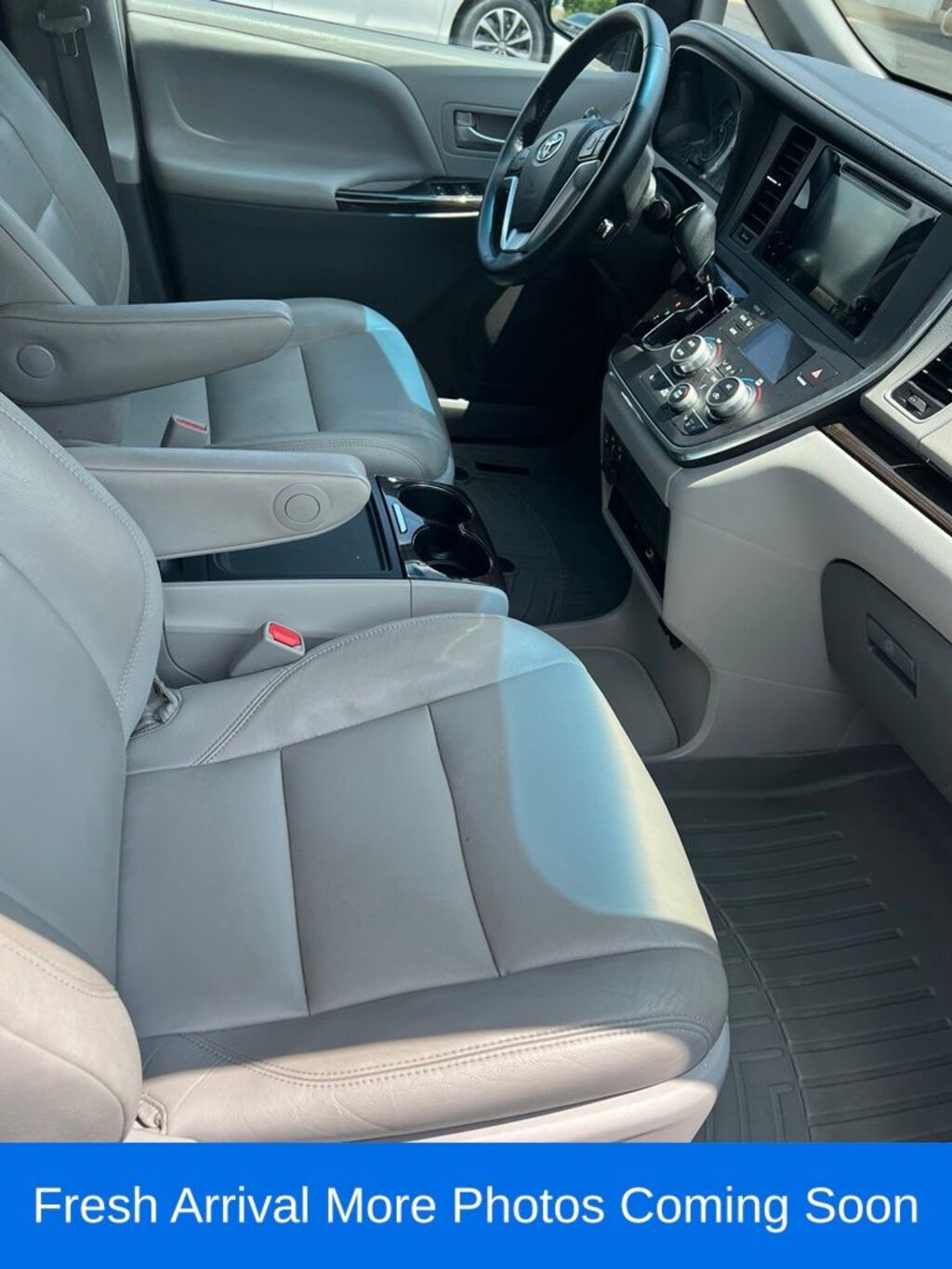 Used 2015 Toyota Sienna XLE Premium Van