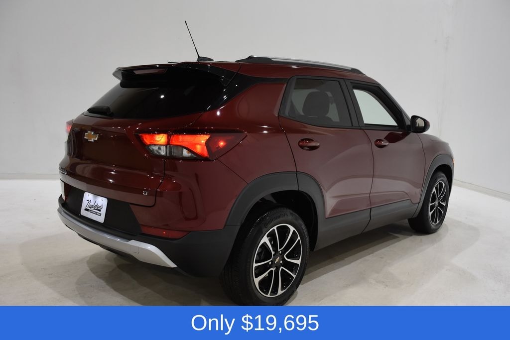 Used 2025 Chevrolet Trailblazer LT SUV