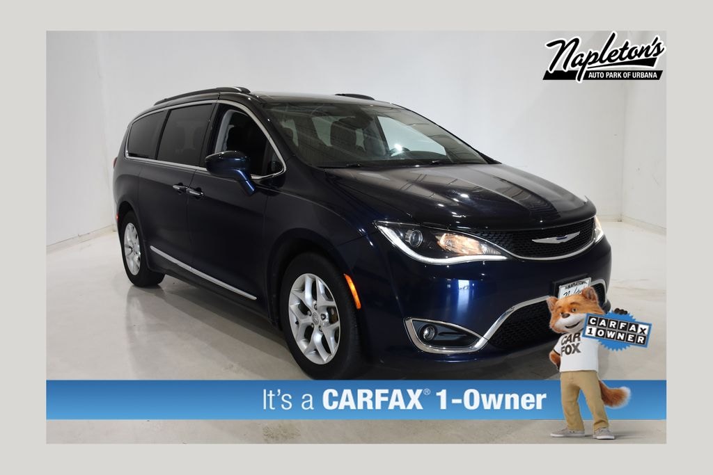 Used 2017 Chrysler Pacifica Touring L Van