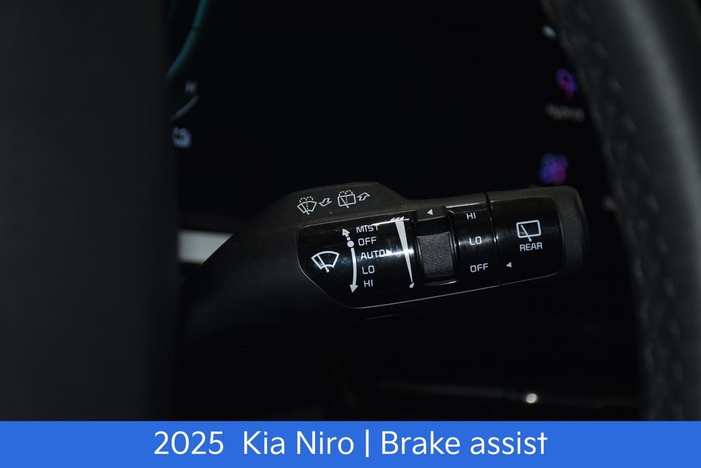 2025 Kia Niro EX - Photo 12