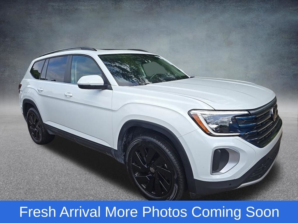 Used 2025 Volkswagen Atlas 2.0T SE w/Technology SUV