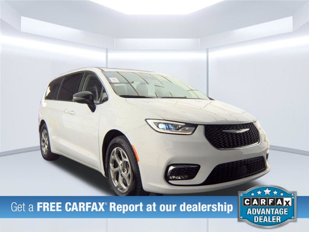 Used 2024 Chrysler Pacifica Limited Van Passenger Van