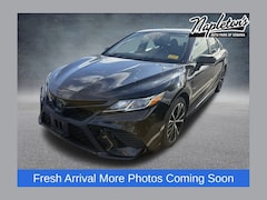 2019 Toyota Camry SE Sedan