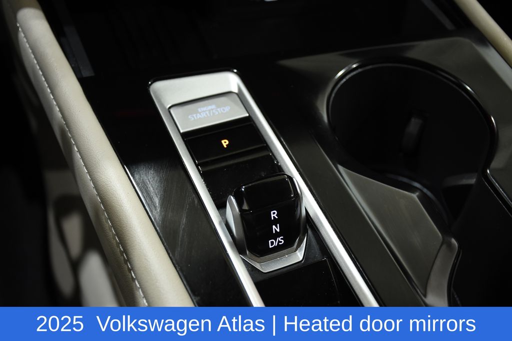 2025 Volkswagen Atlas SEL - Photo 25