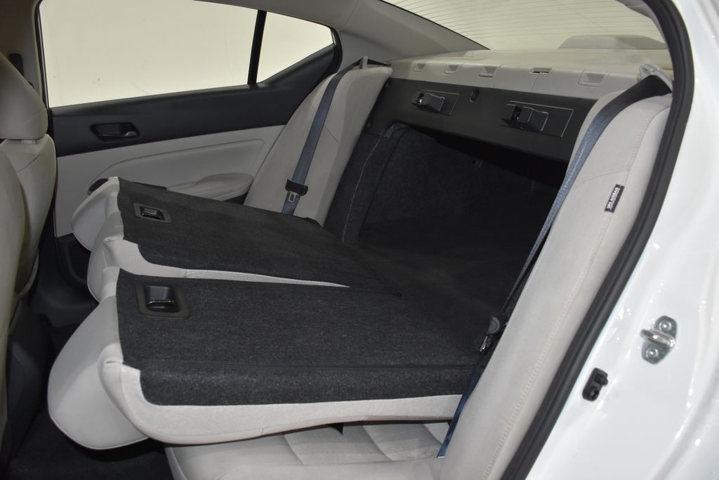 2025 Nissan Altima SV - Photo 28