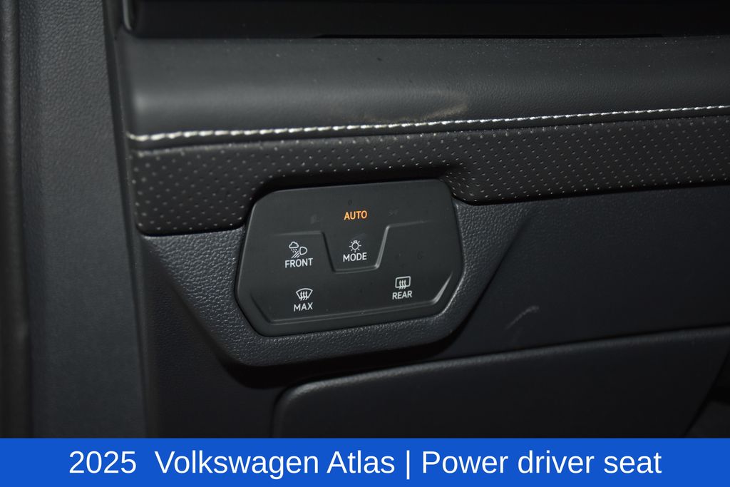 2025 Volkswagen Atlas SE w/Tech - Photo 9