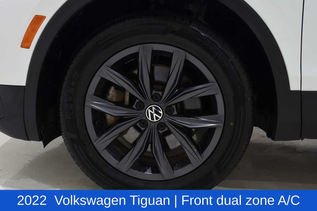 2022 Volkswagen Tiguan SE - Photo 6