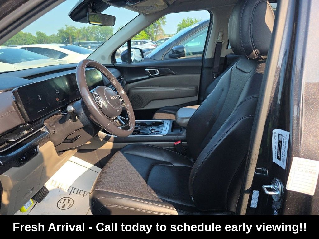 2025 Kia Carnival LXS - Photo 6