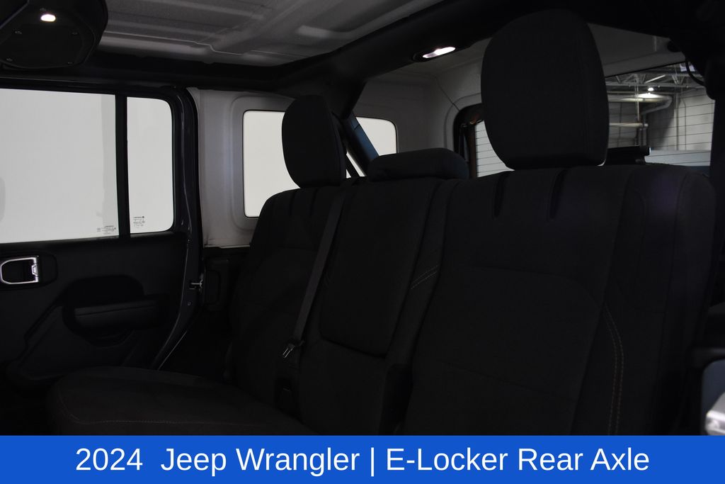 2024 Jeep Wrangler 4xe Willys 4XE - Photo 29