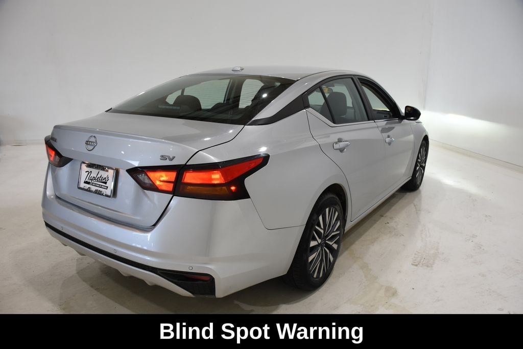 Used 2024 Nissan Altima 2.5 SV Sedan