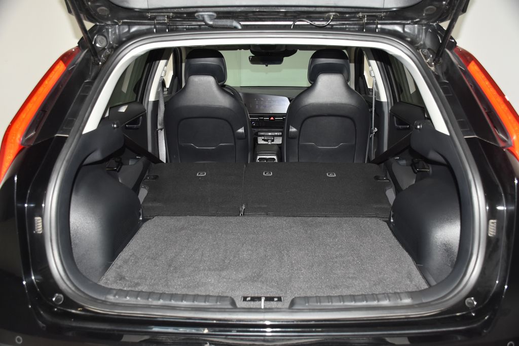2025 Kia Niro EX - Photo 29