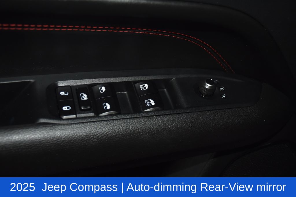 2025 Jeep Compass Trailhawk - Photo 23
