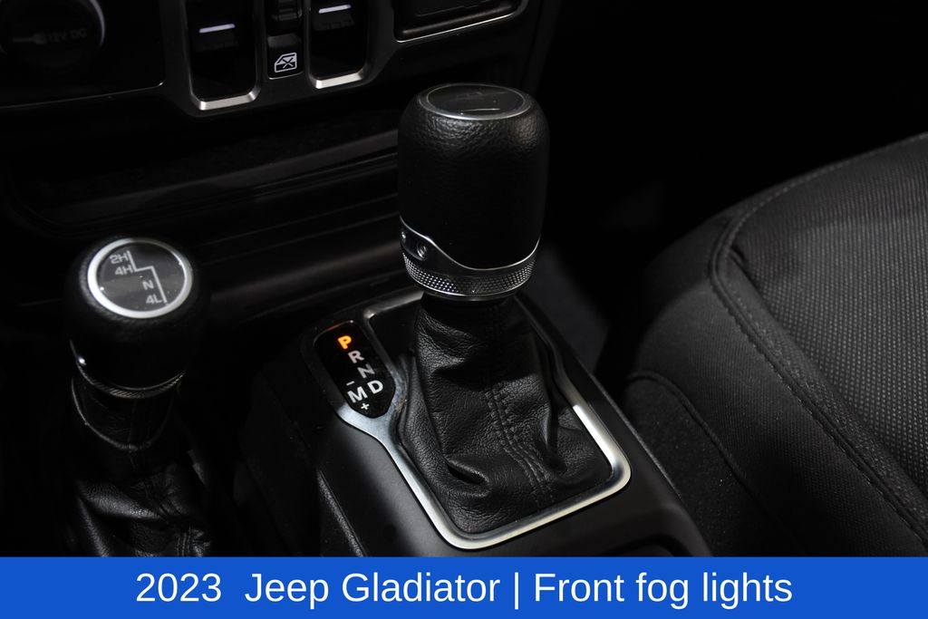 2023 Jeep Gladiator WILLYS - Photo 24