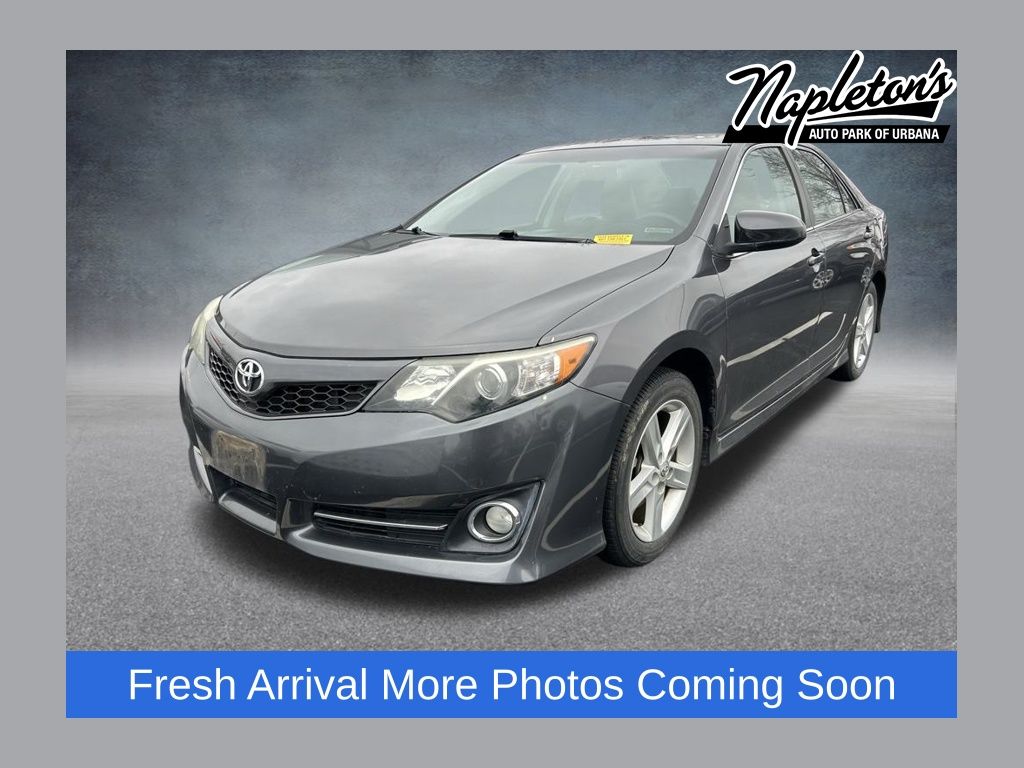 2014 Toyota Camry SE