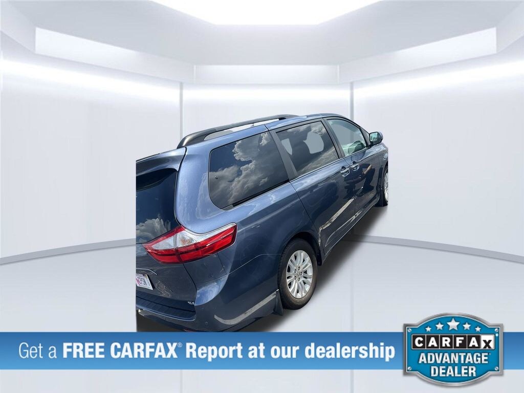 Used 2015 Toyota Sienna XLE Premium Van