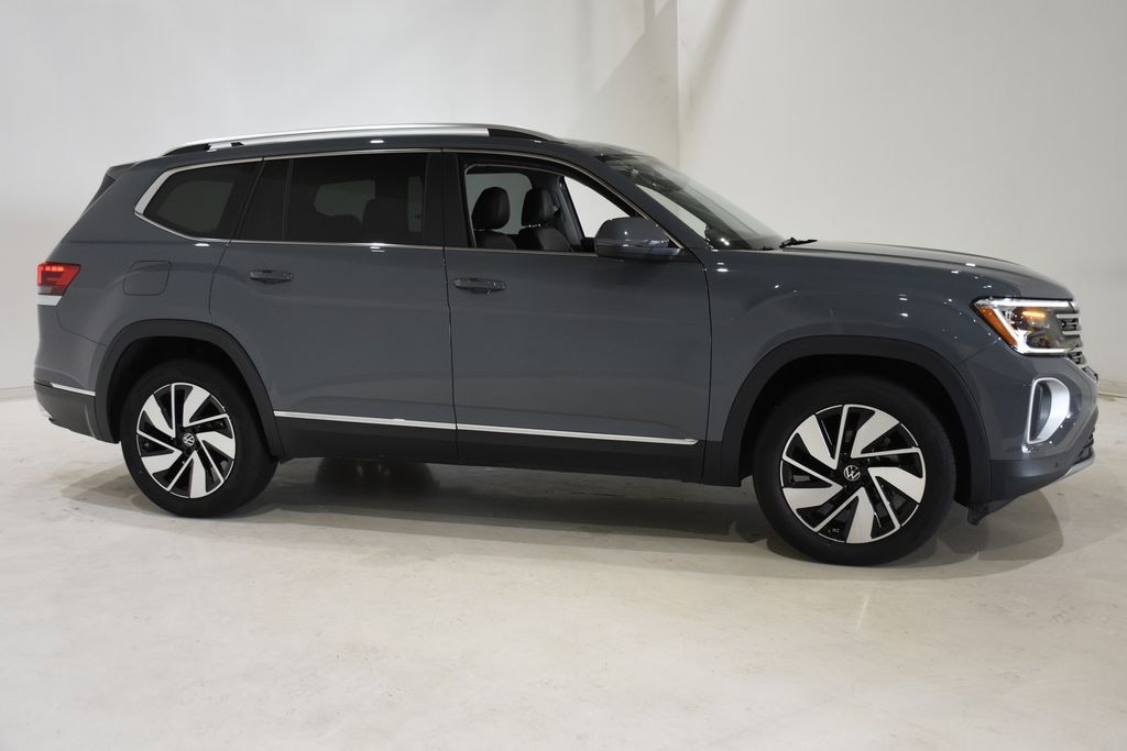 Used 2025 Volkswagen Atlas 2.0T SEL SUV