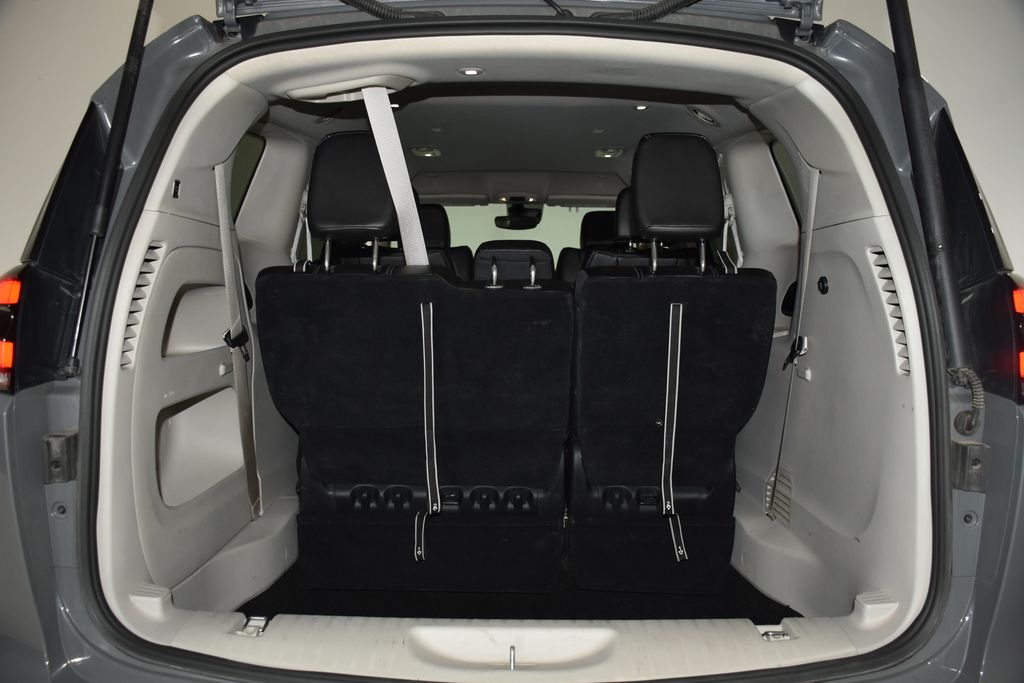 2023 Chrysler Pacifica Touring L - Photo 31