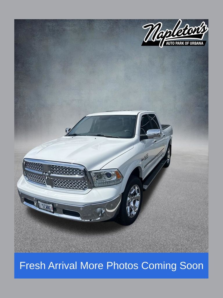 2018 RAM 1500 Laramie 4x4 Crew Cab 5'7's photo